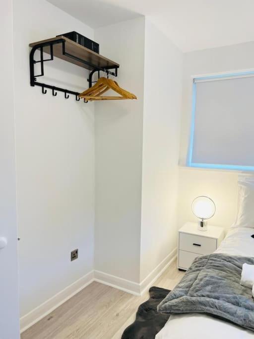 New Fully Furnished Cosy Home Balderton Exterior foto